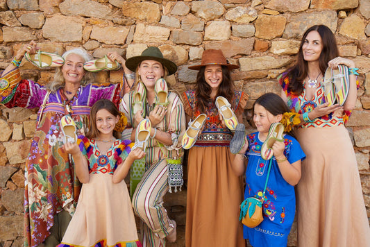 World Family Ibiza y Cayumas: una colección exclusiva de calzado artesanal con carácter nativo americano y esencia floral