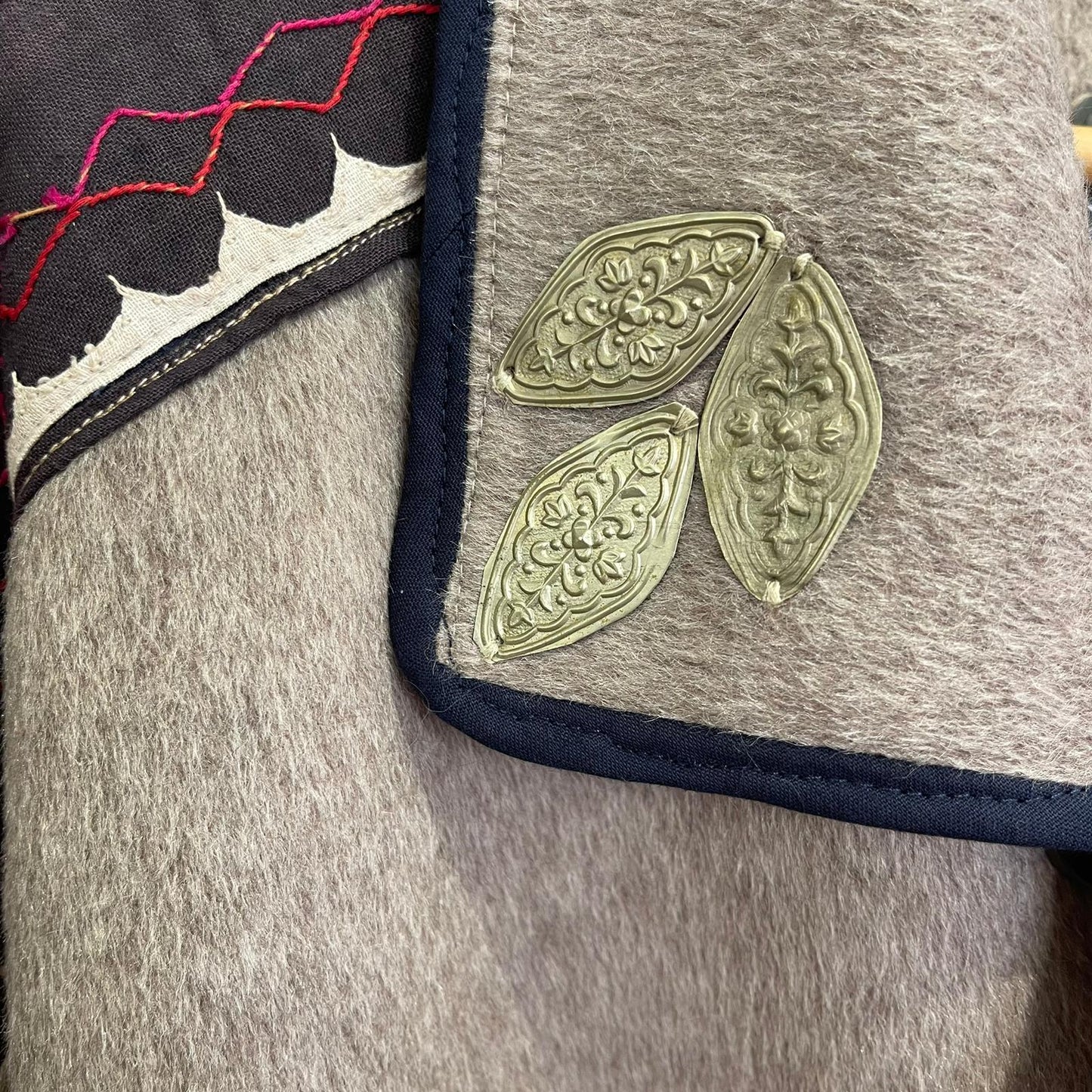 Abrigo Nomada - World Family Ibiza