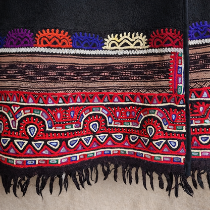 Abrigo Nomada - World Family Ibiza