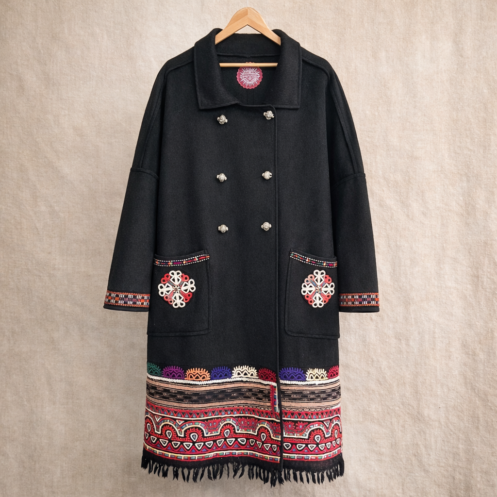 Abrigo Nomada - World Family Ibiza