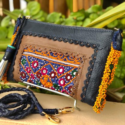 Afgani Clutch