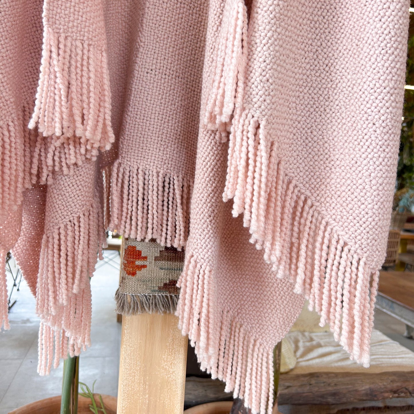 Ruana Carlota - World Family Ibiza