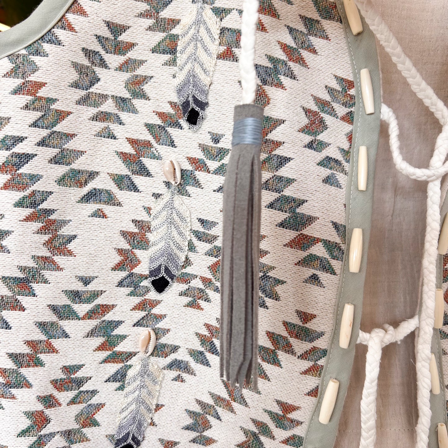 Chaleco Blessings - World Family Ibiza